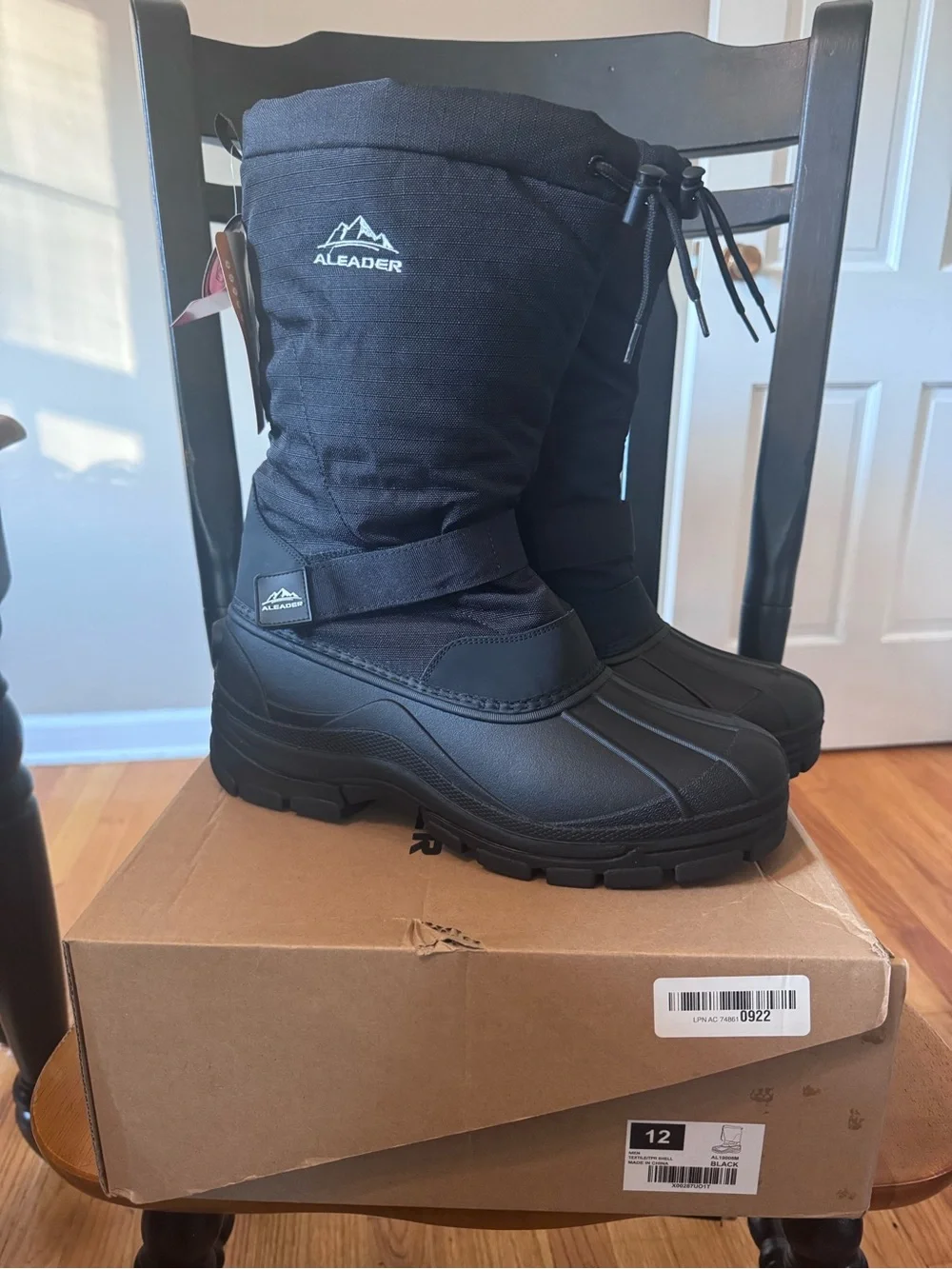 ALEADER Men's Winter Waterproof Insulated Thinsulate Shell Boot NIB size 12